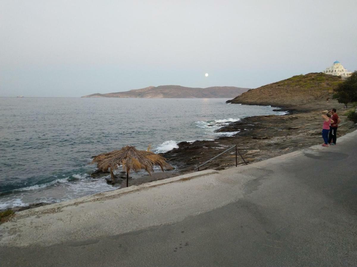 Agia Marina Mikrolimanou Το Πετρινοヴィラ エクステリア 写真
